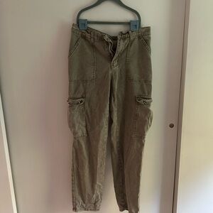 SHEIN Women’s Army Green Cargo Pants